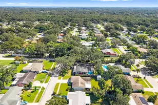 1595 Peaceful Ln N, Largo, FL 33756 - Photo 55