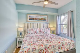 12000 Gulf Blvd, Treasure Island, FL 33706 - Photo 15
