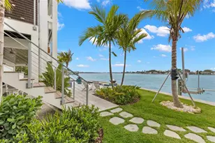 4598 Harbor Hills Dr, Largo, FL 33770 - Photo 13