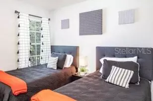 11555 Declaration Dr, Tampa, FL 33635 - Photo 5
