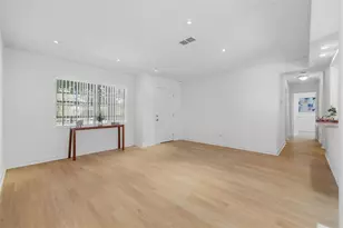 3010 Emerson Ave S, Saint Petersburg, FL 33712 - Photo 9