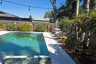 1117 Webb Dr, Clearwater, FL 33755 - Photo 15