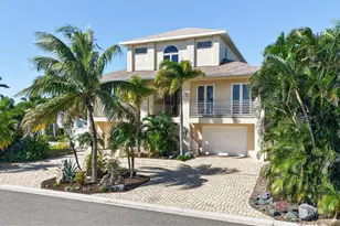 532 Johns Pass Ave, Madeira Beach, FL 33708 - Photo 3