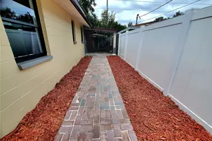 511 2nd Ave NE, Largo, FL 33770 - Photo 13