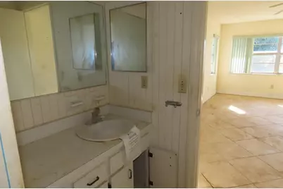 910 El Rancho Drive, Sun City Center, FL 33573 - Photo 33