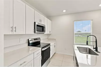 5821 Yellow Hornbill Avenue, Wimauma, FL 33598 - Photo 21