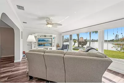 1405 W Del Webb Boulevard, Sun City Center, FL 33573 - Photo 5