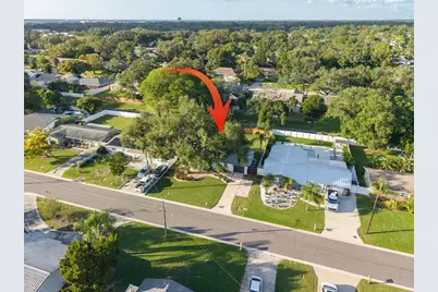 2020 Valley Drive, Dunedin, FL 34698 - Photo 3