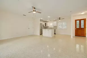 2020 Valley Dr, Dunedin, FL 34698 - Photo 11