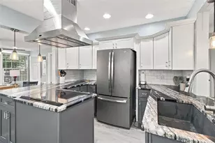 3926 26th St N, Saint Petersburg, FL 33714 - Photo 7