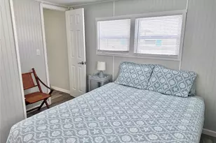 7214 Mt Fairfield Rd NE, Saint Petersburg, FL 33702 - Photo 9