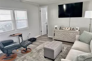 7214 Mt Fairfield Rd NE, Saint Petersburg, FL 33702 - Photo 5