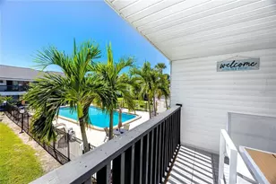 607 Haven Pl, Tarpon Springs, FL 34689 - Photo 3