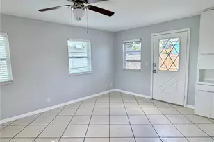 4320 Yardley Ave N, Saint Petersburg, FL 33713 - Photo 3