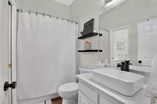 4109 Key Thatch Dr, Tampa, FL 33610 - Photo 39
