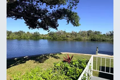 182 N Saint Thomas Circle, Apollo Beach, FL 33572 - Photo 33