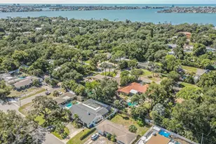 1362 Robinson Dr, Saint Petersburg, FL 33710 - Photo 49