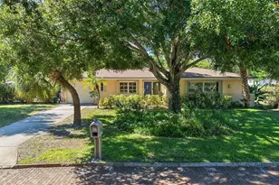 2601 56th St S, Gulfport, FL 33707 - Photo 3
