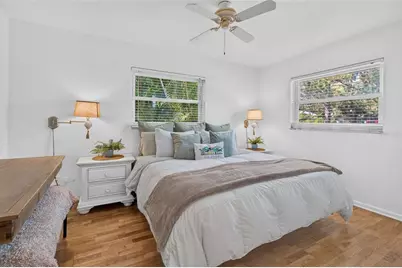 2601 56th Street S, Gulfport, FL 33707 - Photo 13