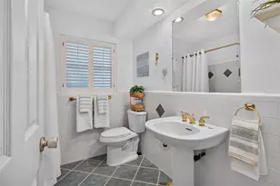 2601 56th St S, Gulfport, FL 33707 - Photo 15