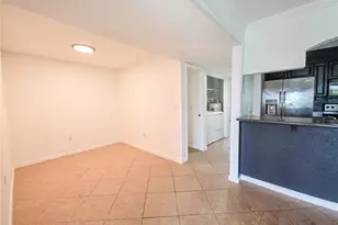 10103 Sailwinds Blvd N, Largo, FL 33773 - Photo 5