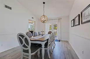 7938 Harwood Rd, Seminole, FL 33777 - Photo 23