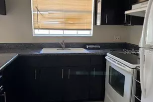 7607 El Paseo Ct, Tampa, FL 33615 - Photo 5