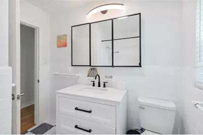180 30th Avenue N, Saint Petersburg, FL 33704 - Photo 21