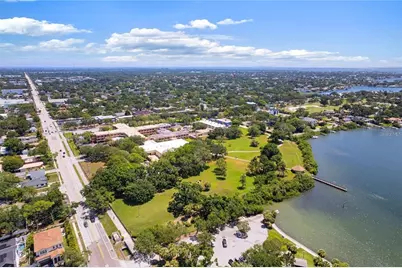 180 30th Avenue N, Saint Petersburg, FL 33704 - Photo 29
