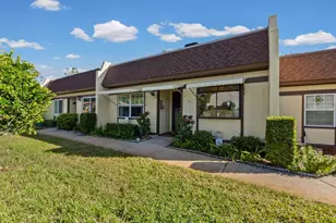 11430 Carriage Hill Dr, Port Richey, FL 34668 - Photo 1