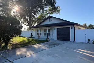2698 Peterborough Ct, Palm Harbor, FL 34684 - Photo 5