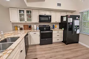 2577 Dolly Bay Dr, Palm Harbor, FL 34684 - Photo 3