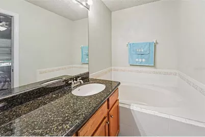609 Vallance Way NE, Saint Petersburg, FL 33716 - Photo 17
