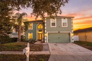 12739 Kings Lake Dr, Gibsonton, FL 33534 - Photo 1