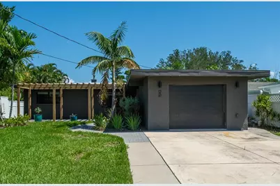 1543 Delaware Avenue NE, Saint Petersburg, FL 33703 - Photo 1