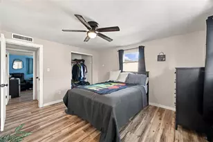 8573 76th Ave, Seminole, FL 33777 - Photo 15