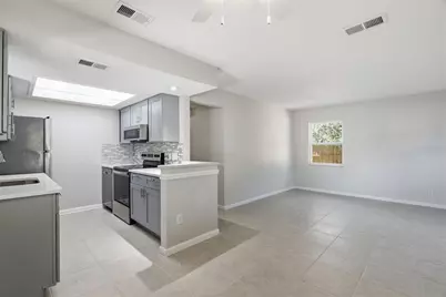 6709 S Dauphin Avenue, Tampa, FL 33611 - Photo 13