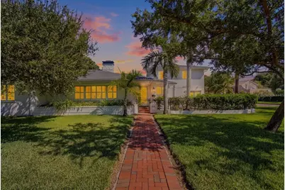 6030 4th Street S, Saint Petersburg, FL 33705 - Photo 1
