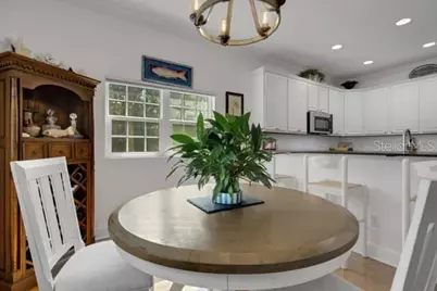 110 Ricardo Way NE #8, Saint Petersburg, FL 33704 - Photo 11