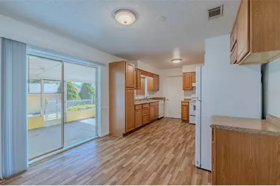 3318 King William Circle, Seffner, FL 33584 - Photo 11