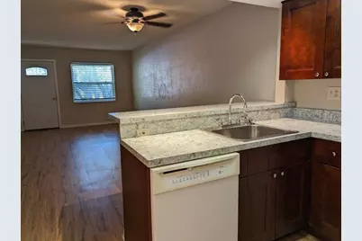 8304 Bardmoor Boulevard #203 (22), Seminole, FL 33777 - Photo 9