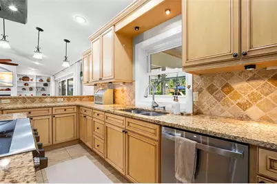 704 Centerbrook Drive, Brandon, FL 33511 - Photo 31