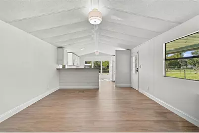 8719 S Meadowview Circle, Tampa, FL 33625 - Photo 21