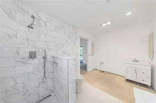 7448 17th Ln NE, Saint Petersburg, FL 33702 - Photo 15