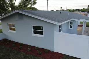 1901 57th St N, Saint Petersburg, FL 33710 - Photo 19