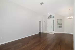 19103 Dove Creek Dr, Tampa, FL 33647 - Photo 5