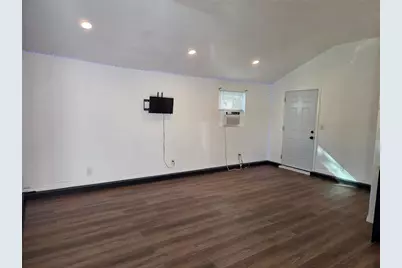 658 23rd Avenue S #3, Saint Petersburg, FL 33705 - Photo 9