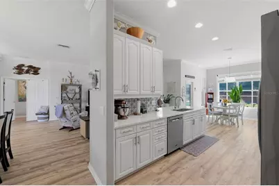 10124 Maybrook Court, New Port Richey, FL 34654 - Photo 17