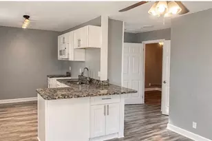 3047 62nd Ave N, Saint Petersburg, FL 33702 - Photo 5
