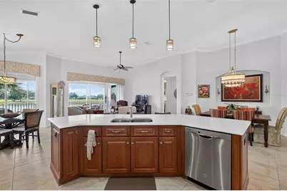 1360 Emerald Dunes Drive, Sun City Center, FL 33573 - Photo 15